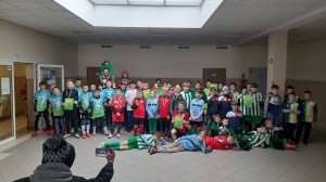 Gminny turniej „Z podwórka na Stadion o Puchar Tymbarku” w kategorii U12
